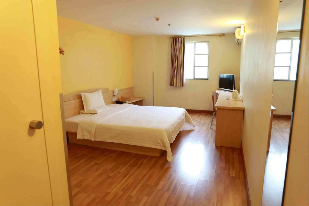 7Days Inn Dalian Heishijiao Software Park 객실 사진