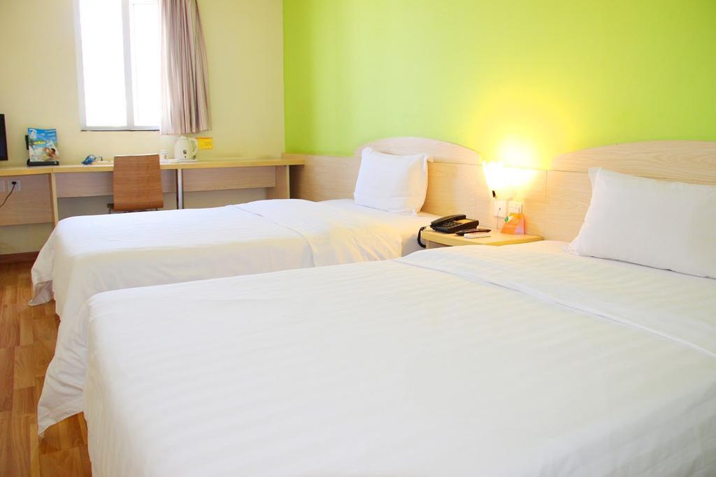 7Days Inn Dalian Heishijiao Software Park 외부 사진